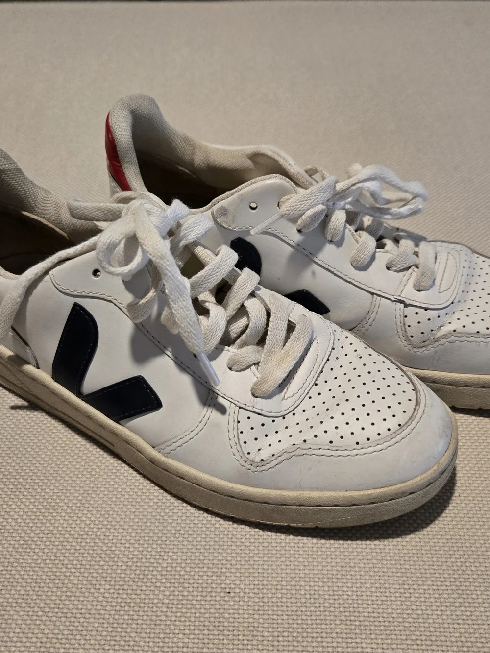 Veja Sneakers White with Red and Blue Accents Men 6 Women 7.5 Made in Brazil